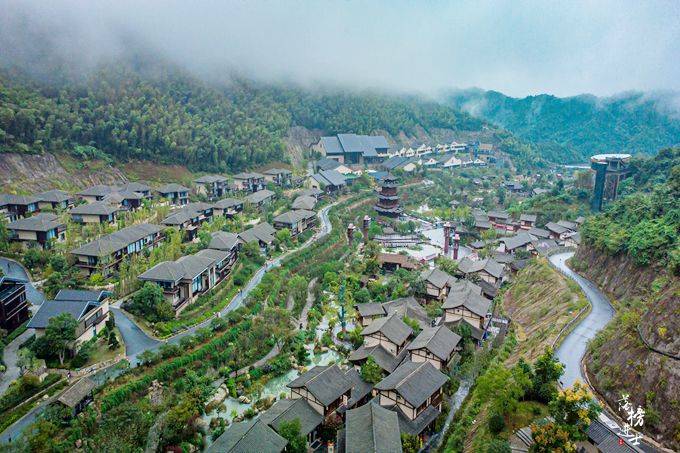 上饶|江西上饶葛仙山，这座“中华灵宝第一山”，夜色下演绎最美中国风