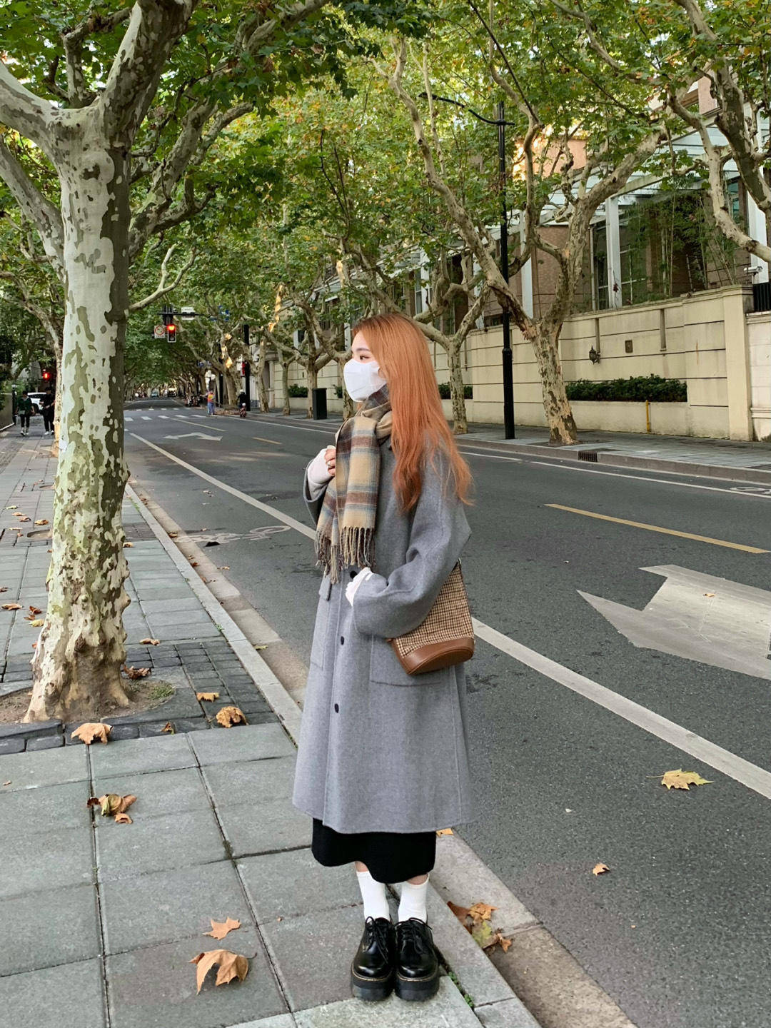 季节 秋冬季节不知道穿什么？一件毛呢大衣全搞定，让你美出新高度