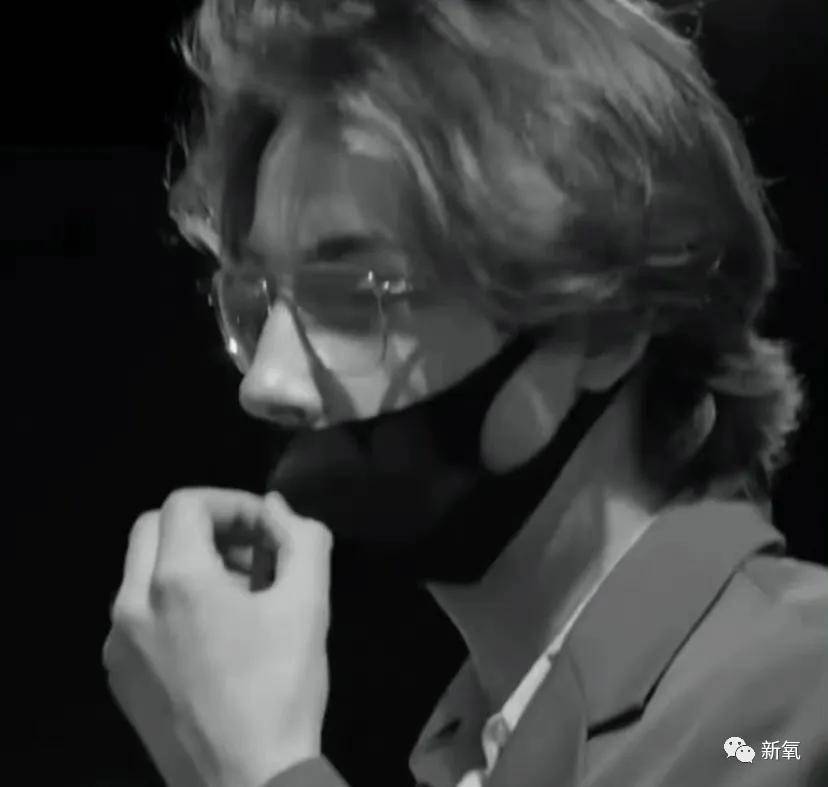 Charles 这是人类能长出来的脸吗?!