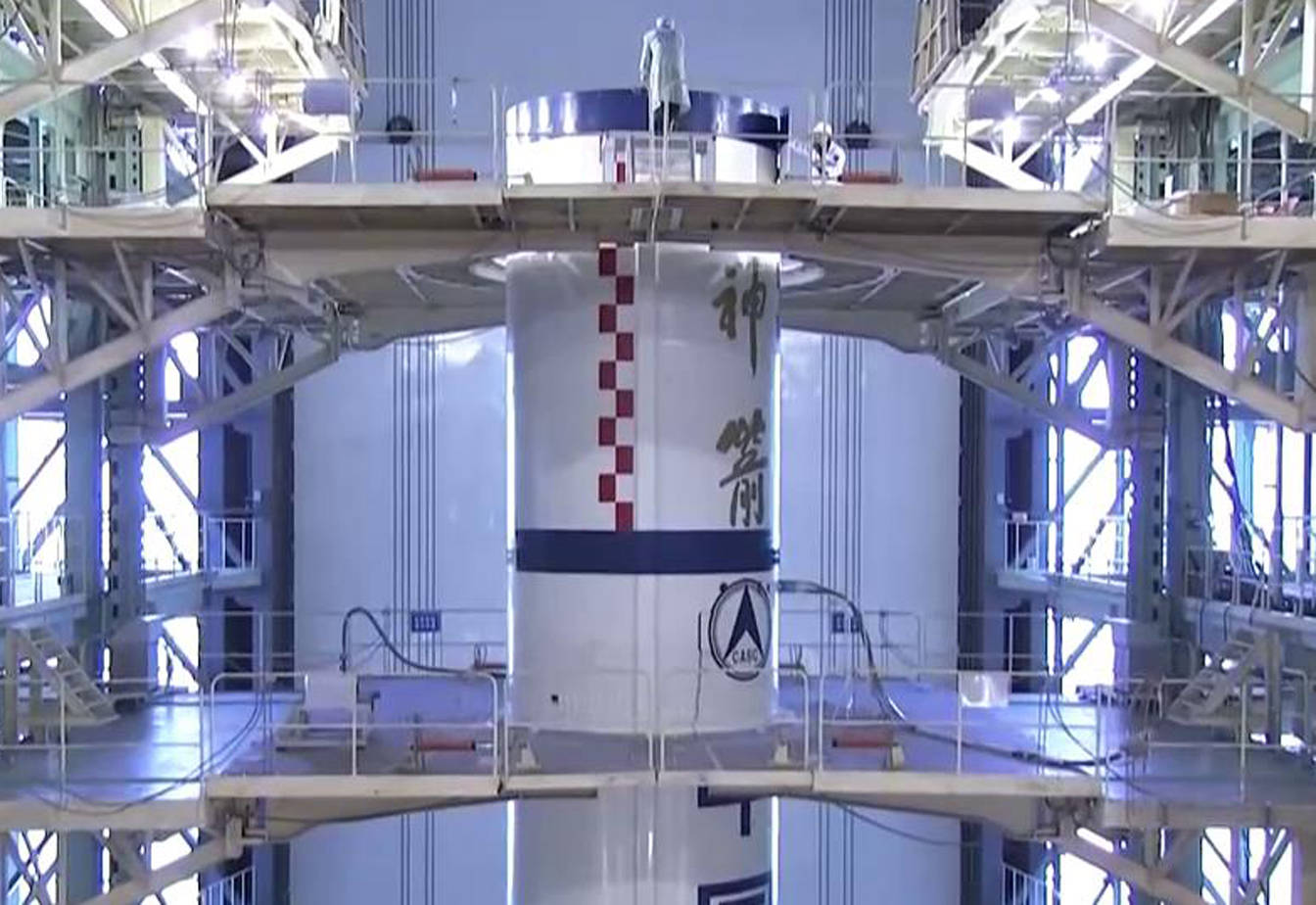 天宫空间站姿态倾斜超70度，复盘神舟十三号发射对接，决胜之战