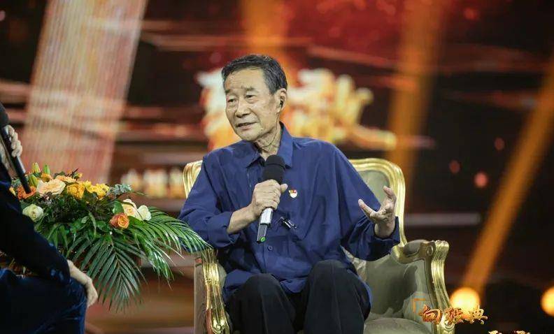 父亲|给这角色打“问号”李雪健脸红了