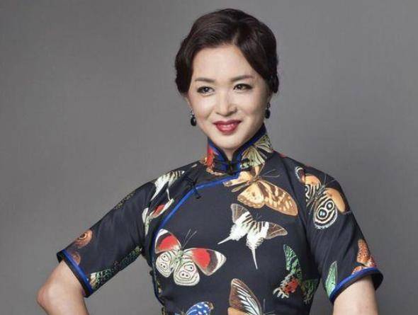 父亲|遭各大卫视卸磨杀驴，所有节目均被停播，到底是谁让金星闭上了嘴