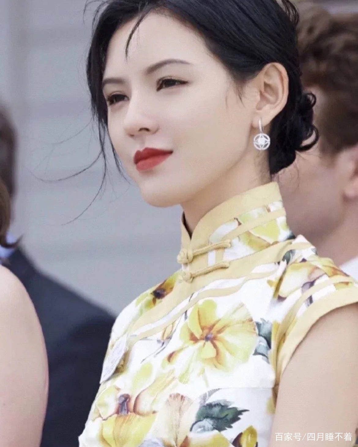 张予曦张予曦的猫系少女感从何而来？