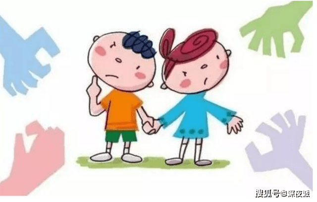 家长|幼儿园的“幼儿媛”，摆拍一下午，家长揭露：书包标签都没拆