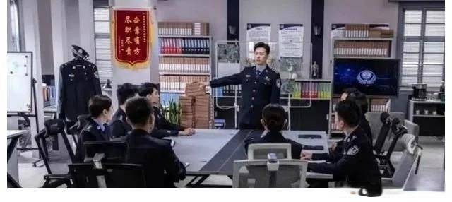 观众|反腐剧《杠杆》要火，郭京飞演商业大鳄，联手于毅张丰毅演绎追凶