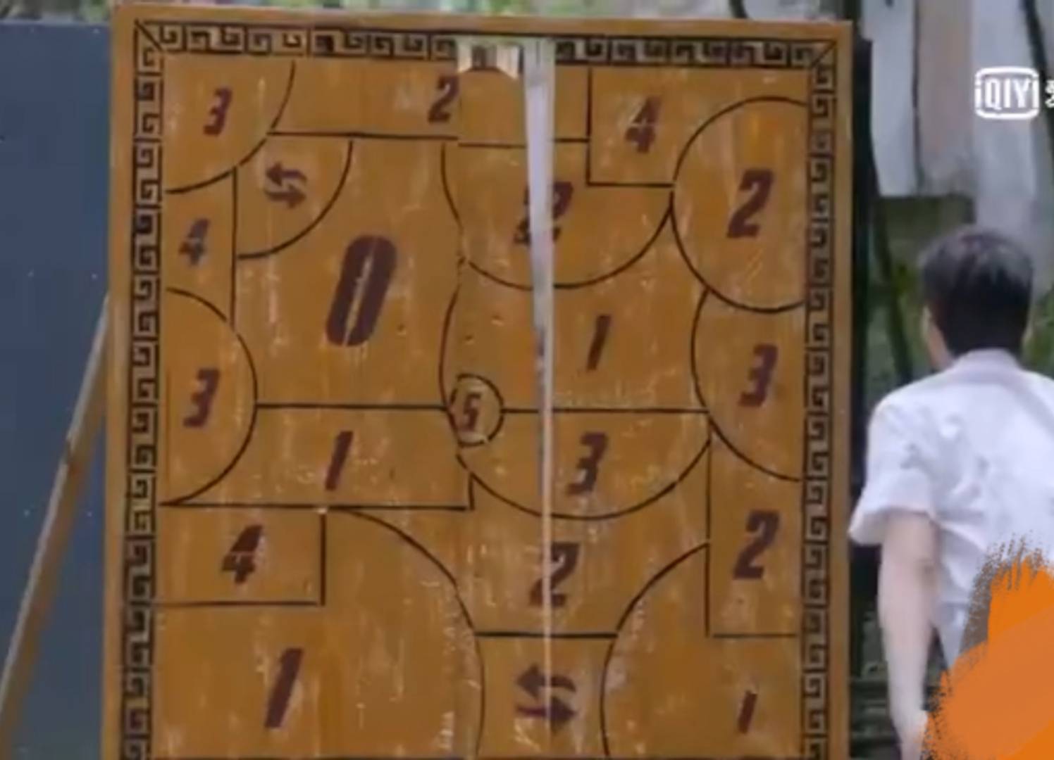 观众|胆小的秦霄贤与李易峰组合,将《最后的赢家》从悬疑变成搞笑综艺