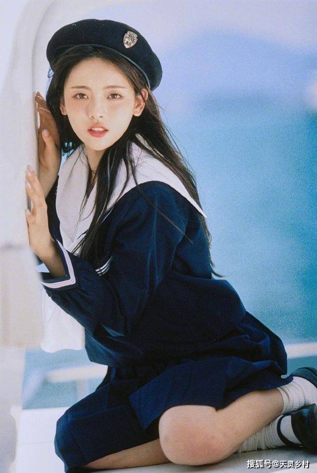 配饰 穿JK制服，记住“3不要”和“2要”，想不美都难！