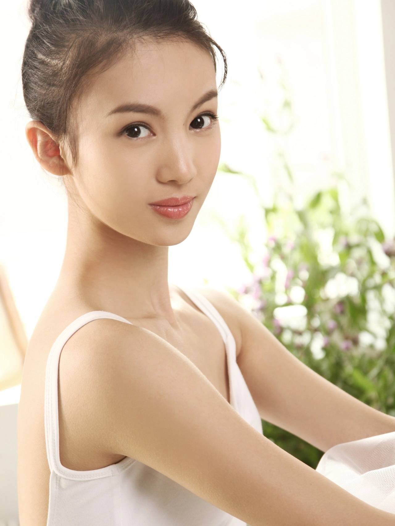 娄艺潇动脸的7位女星，一个比一个神奇，有人请医美专家鉴定自己纯天然