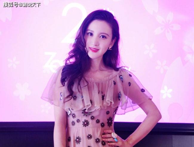 张萌|《突围》中张萌再演坏人,脖子被掐到通红,成坏人专业户