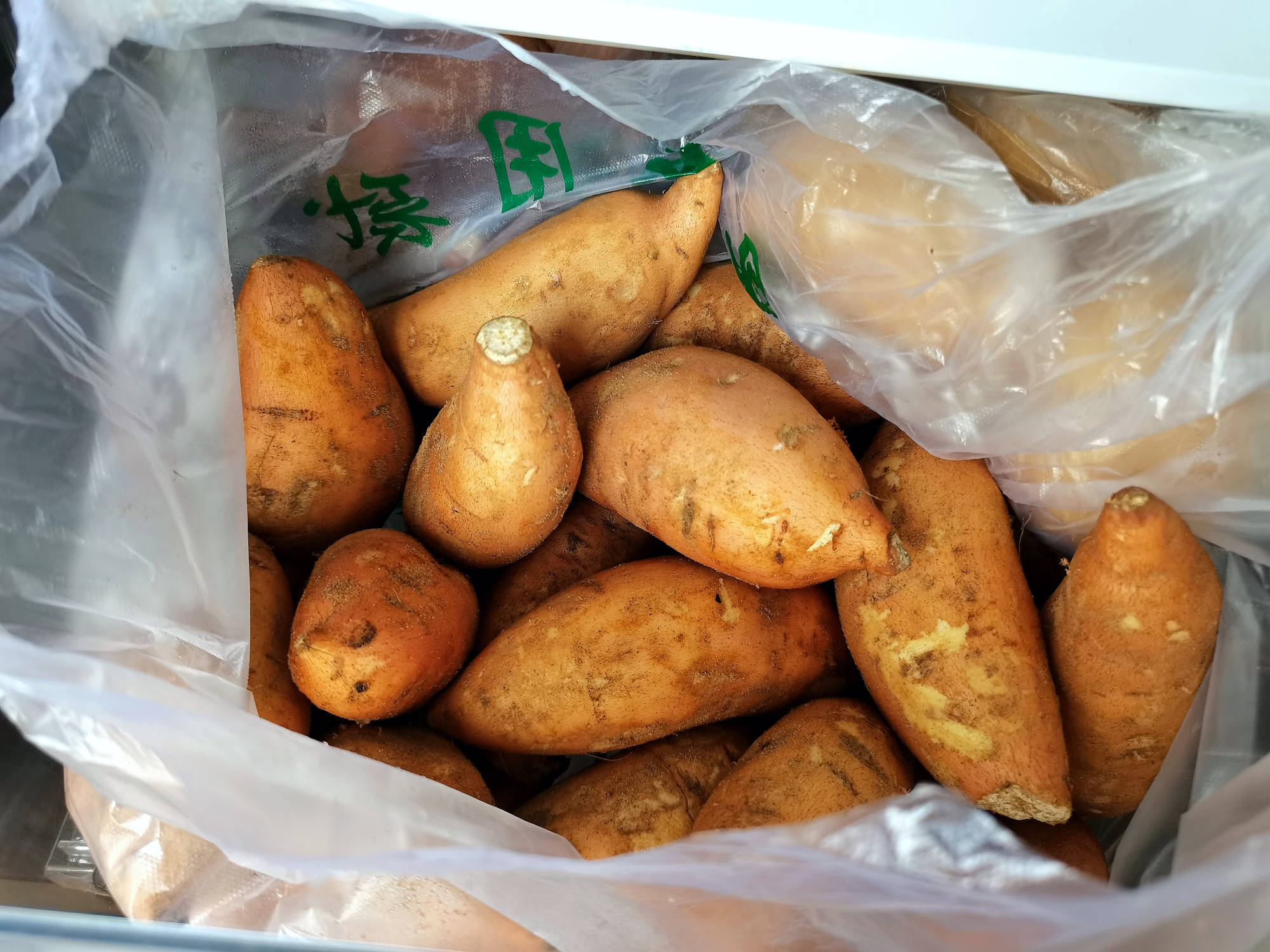 北方人离不开面食,天冷更想吃面食,就爱喝这种鲜香的热汤