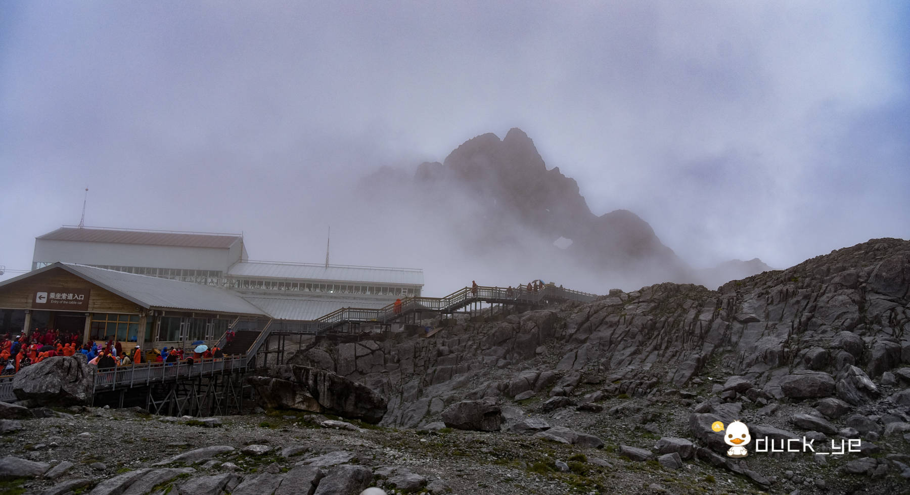 被称为|丽江旅游不容错过的景点，被称为纳西族神山，有美丽的传说！