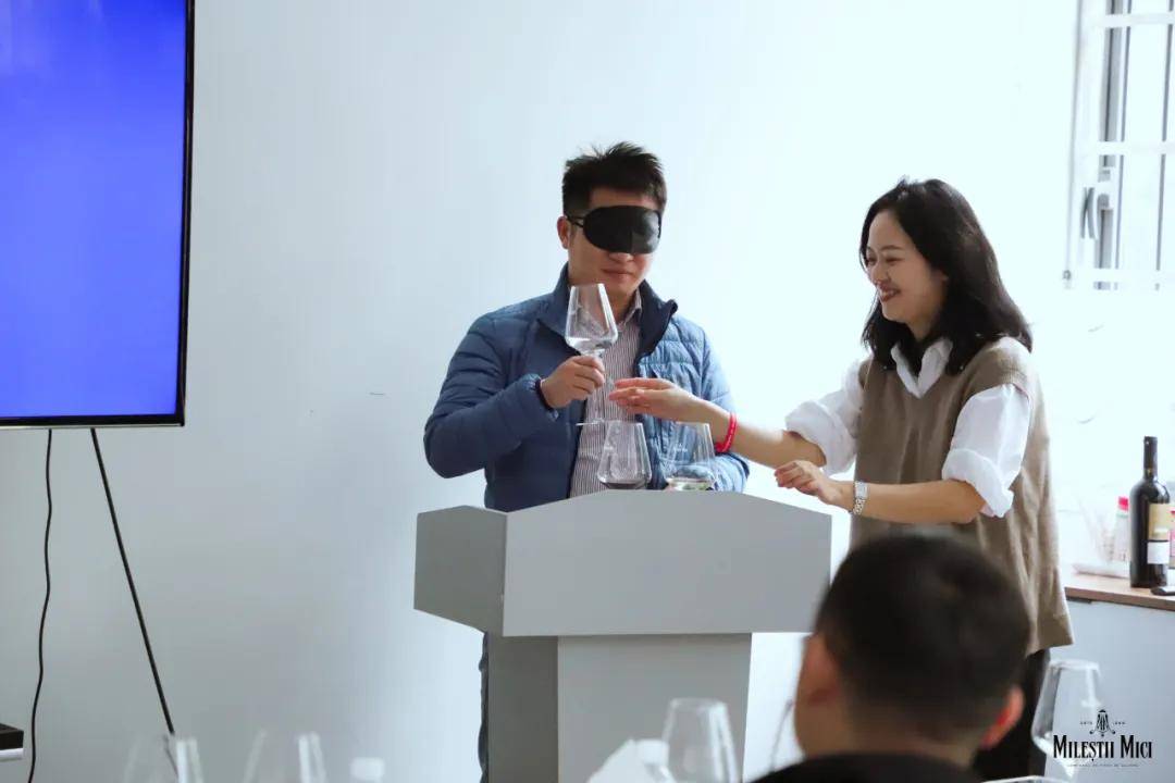 悦鉴|醇香酒韵，悦鉴美好 | 米茨酒庄&amp;泰隆银行VIP品鉴会