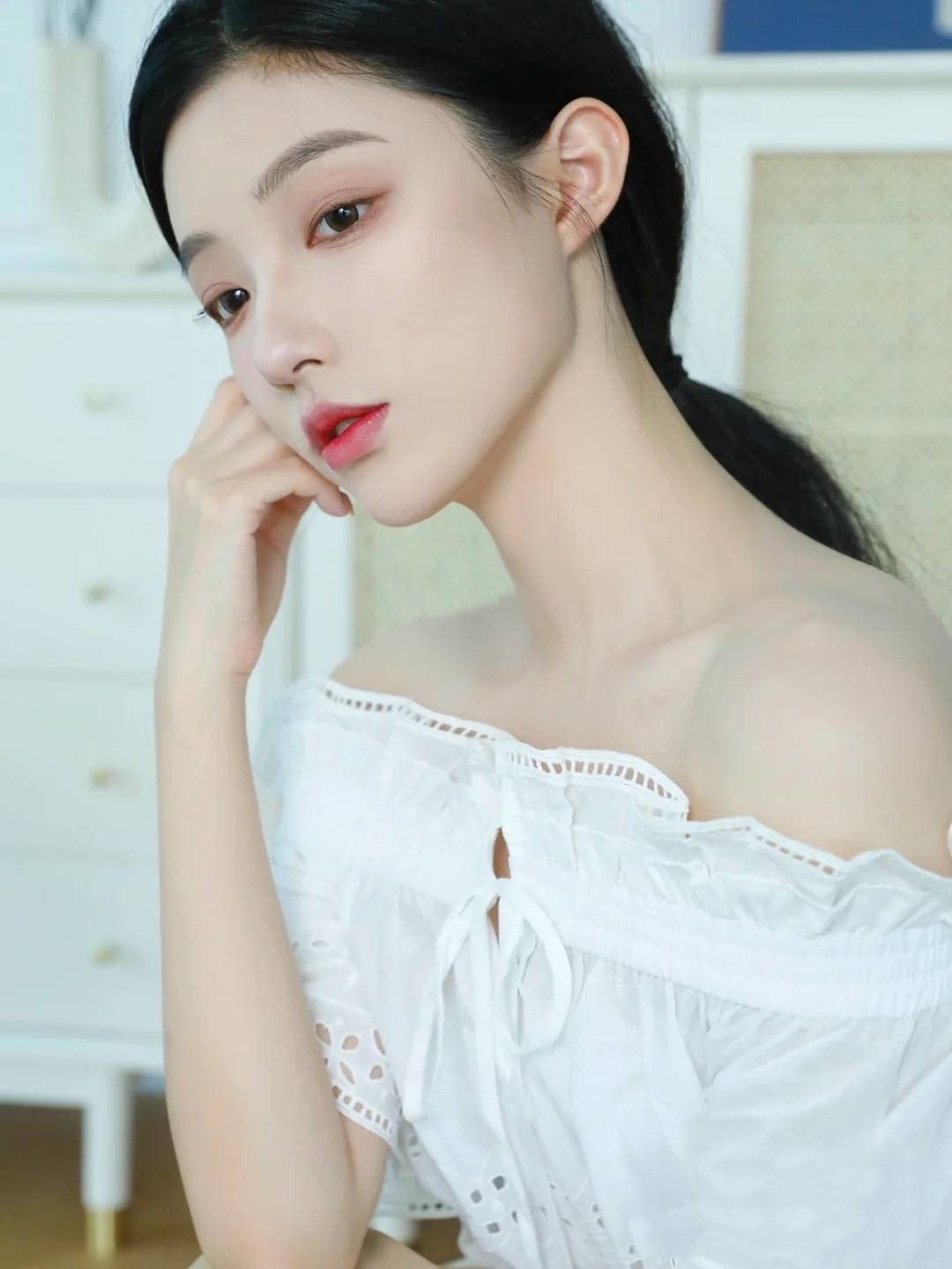 青春怎么消除法令纹？坚持六个小习惯，守住你的青春和美丽