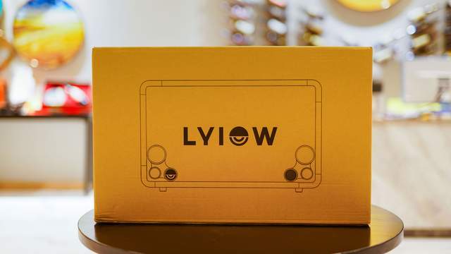 谁说音箱只能听？Lyiew的Pro3沉浸式字幕音箱给你好听又好看