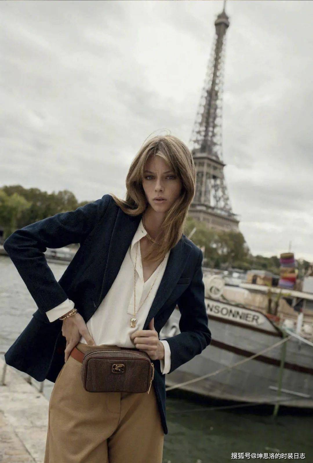 配饰 时装大片丨巴黎女郎的时髦街拍 70年代法式复古秋冬穿搭指南