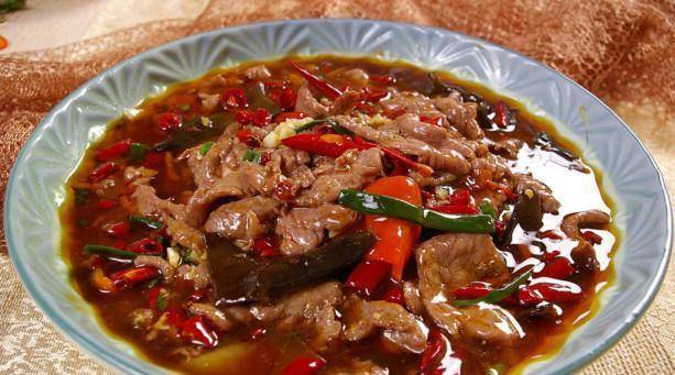 水煮肉片怎么煮肉片会卷呢 5b72cd97554f43f787247f6104b0d175.jpeg