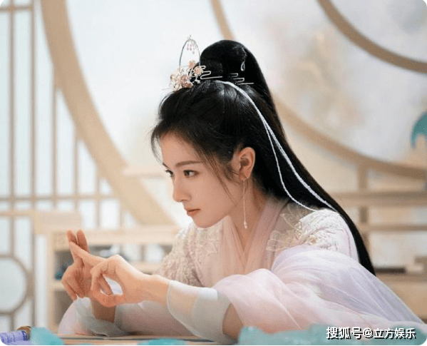 吴京|李诚儒曝选角内幕：演员真人区别大，硬塞进来的女演员背景不简单