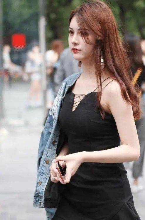 身材 连衣裙的穿搭时尚大方，时尚又显瘦的利器