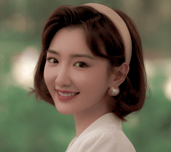 状态|毛晓彤的脸是怎么回事?难道刚要翻红,就要翻车了吗?