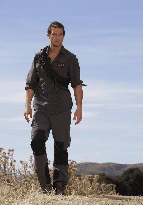 男子汉|原来我们被贝爷骗了这么多年,荒野求生是这么拍的,网友:伤心了