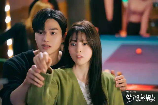 因为|网飞这大女主戏真是爽爆了，少女复仇卧底警局，真相始终扑朔迷离