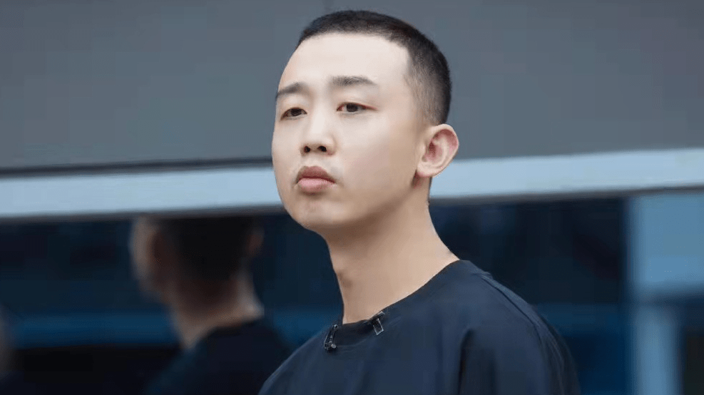 因为|《哥哥》成团后被质疑的3人，1人始终有争议，2人唱跳能力被诟病