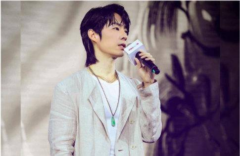 美作|从美作再到追光者，“全能艺人”吴建豪的完美演出