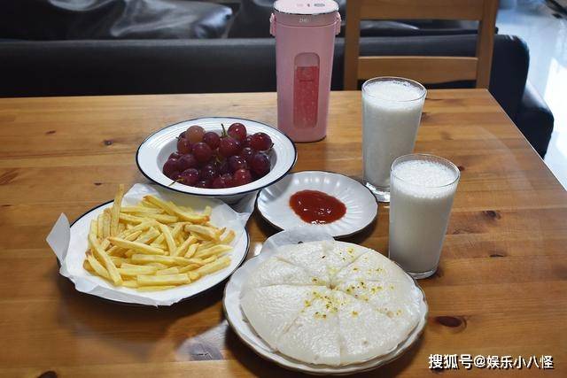 补充|早起做了一桌早餐，女儿最爱这杯，比牛奶豆浆好喝又营养补充能量