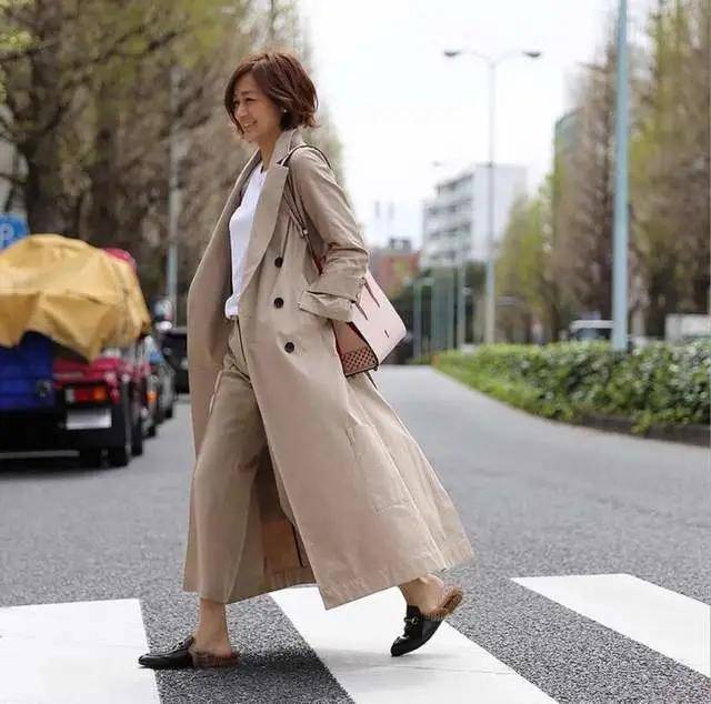 主妇 中年女性穿搭指南，少穿打底裤！看看日本主妇的搭配，时髦又气质