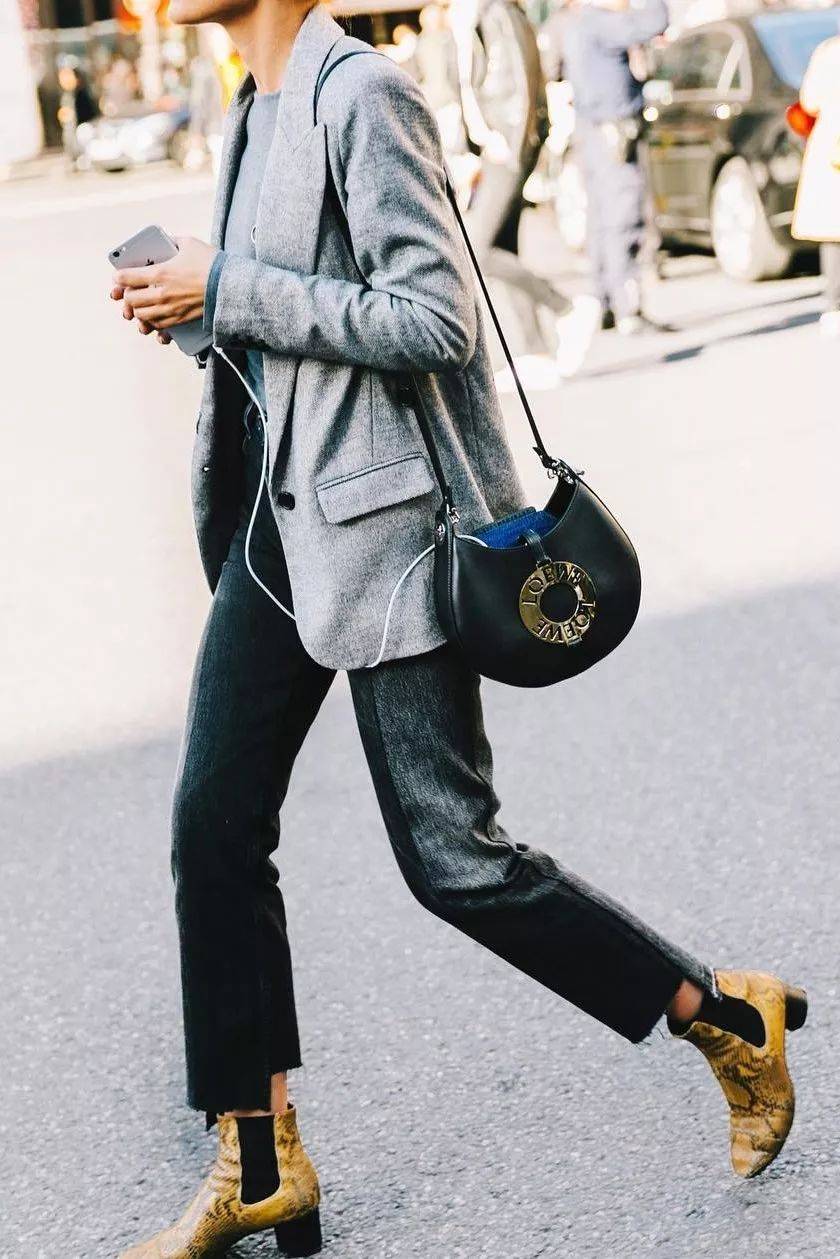 毛衣 毛衣+直筒裤= 偷偷显瘦5斤，显高五公分，气质惊艳！