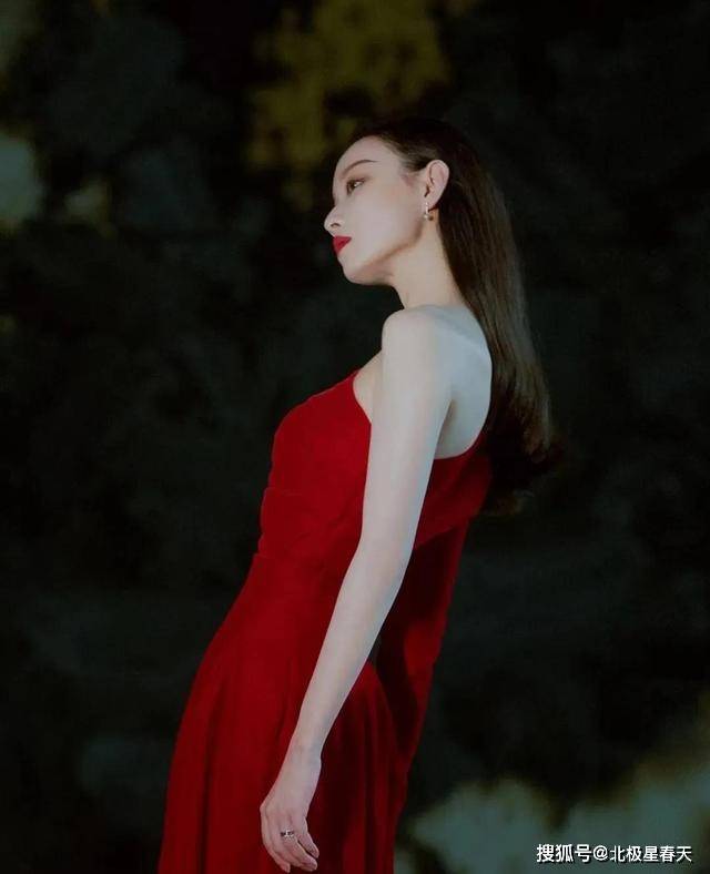 风情女人倪妮的不堪过往回报恩师被封杀四重门下绝地挣扎