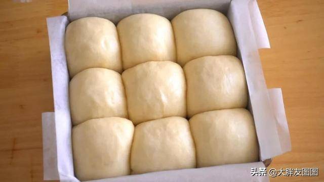 面包|软到不知所措，面包松软可口的秘诀是？