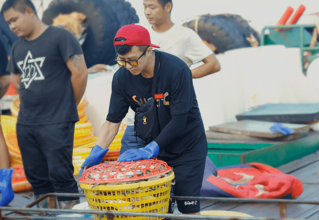 因为|《哈哈哈哈哈》第二季播出有望，三位拟邀嘉宾，堪称“王炸”组合？