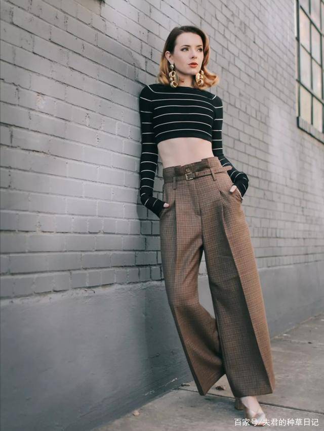 视觉 高跟鞋失宠了，今年流行这双“奶奶鞋”，搭阔腿裤，时髦还显瘦