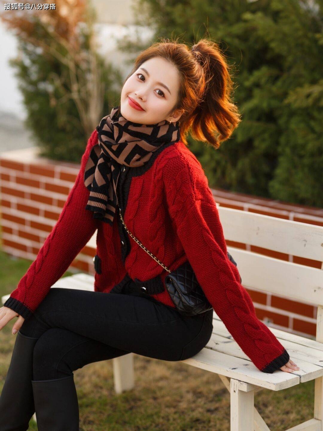 颜色 这些才是真正洋气的针织衫穿搭,保暖舒适又显气质,显白又有活力