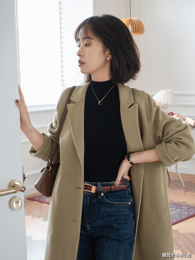 身材 今年还是穿“长款大衣”最高级,搭配毛衣、半身裙、裤子时髦洋气