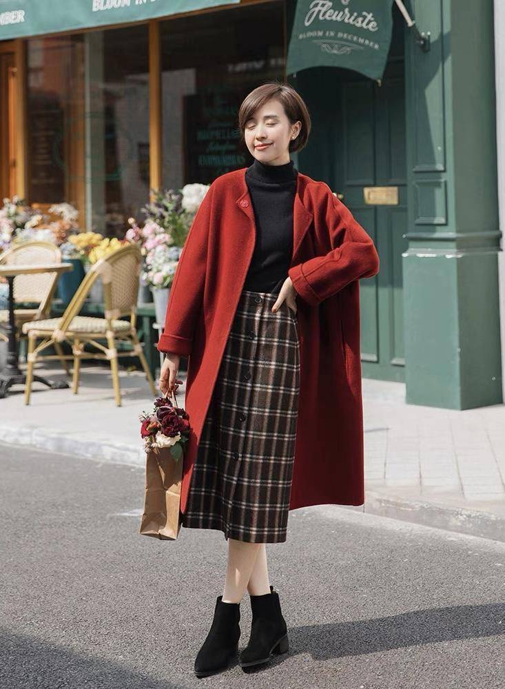 整体 优雅女人秋冬都穿“半身裙”，这几个一衣多穿的小知识，日常实用