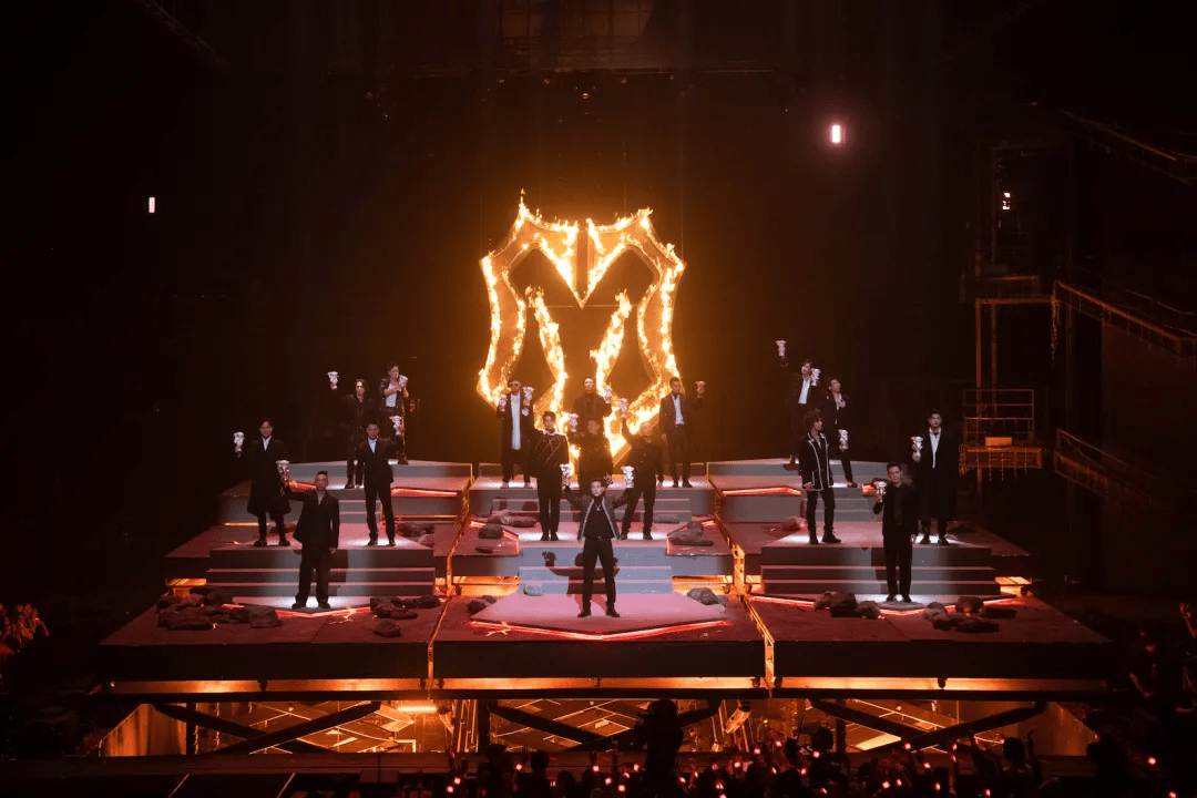 青葱岁月|从《笨小孩》到《敬酒曲》，这趟「披荆斩棘」之旅值得