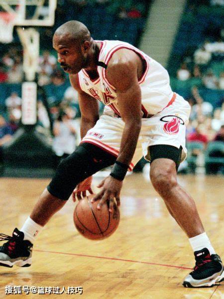 防守|NBA五大变向大师：全世界都知道艾弗森向右突破，但你就是防不住
