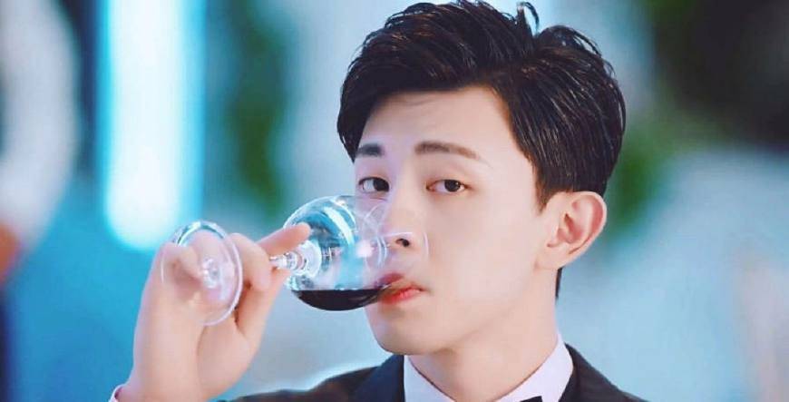 角色|邓伦5部新剧强势来袭，霸屏时间至2020年，总有一款撩到你！