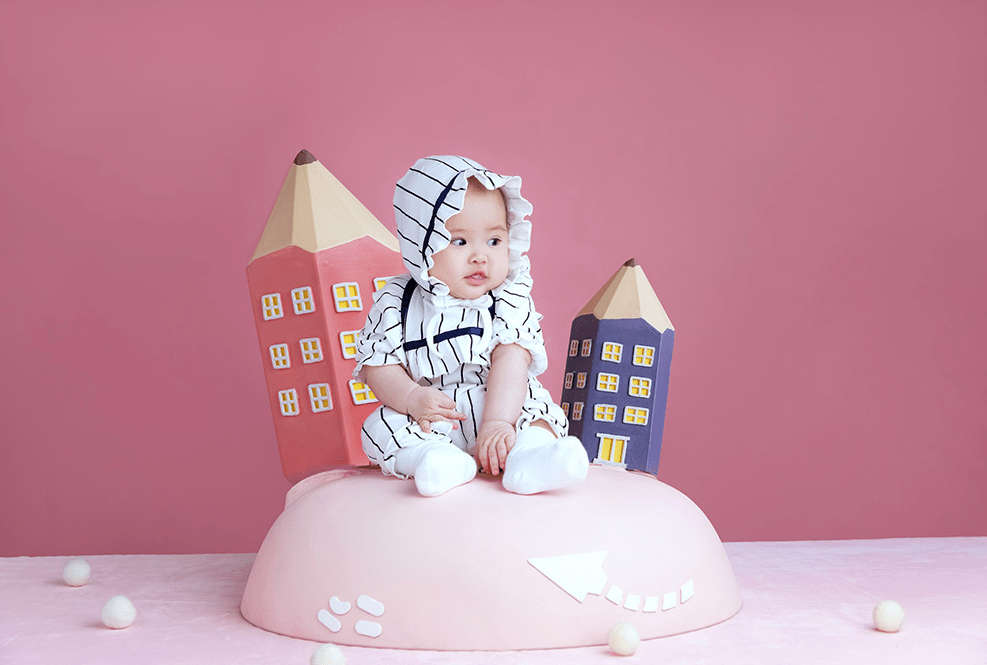 怎样给新生儿拍照好看