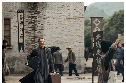 胡一|胡一天和章若楠搭档热血年代剧<凭栏一片风云起>值得期待