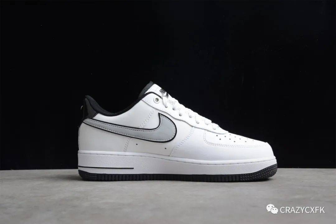 黑色 耐克空军一号黑白漆皮 Nike Air Force 1 空军一号低帮运动板鞋