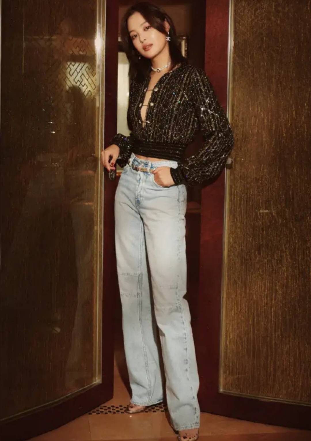 原创辛芷蕾穿滑雪服大秀好气质高级脸越看越有魅力