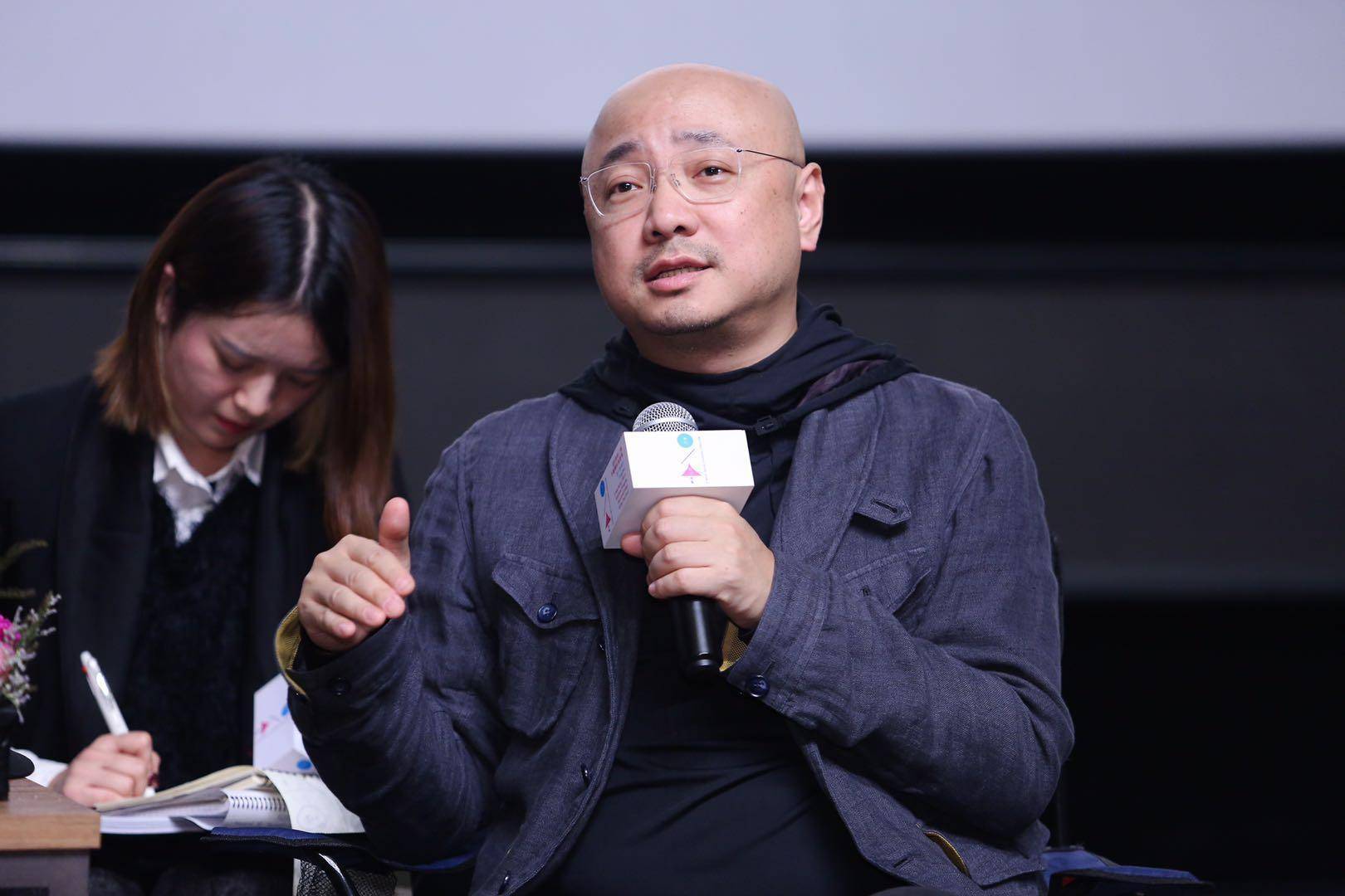 因为|非10亿票房不演，徐峥口中的女演员至今是迷？（噱头）