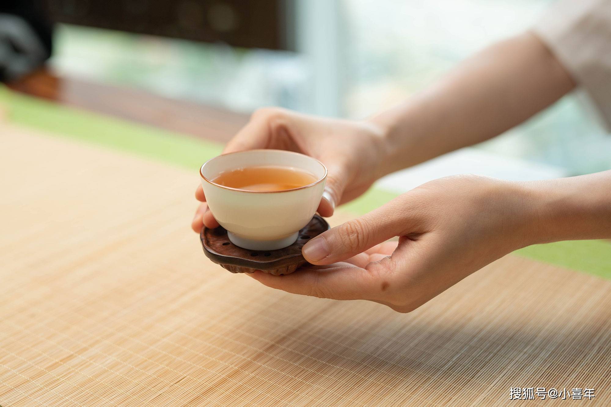 客来敬茶,敬的这一杯茶,就是你和他人社交的开始