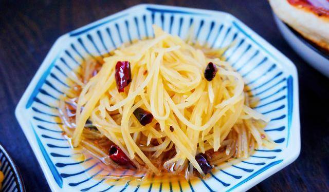 柿子椒|晒晒我家的早餐，早起半小时，用心搭配营养足，比早餐店还丰富