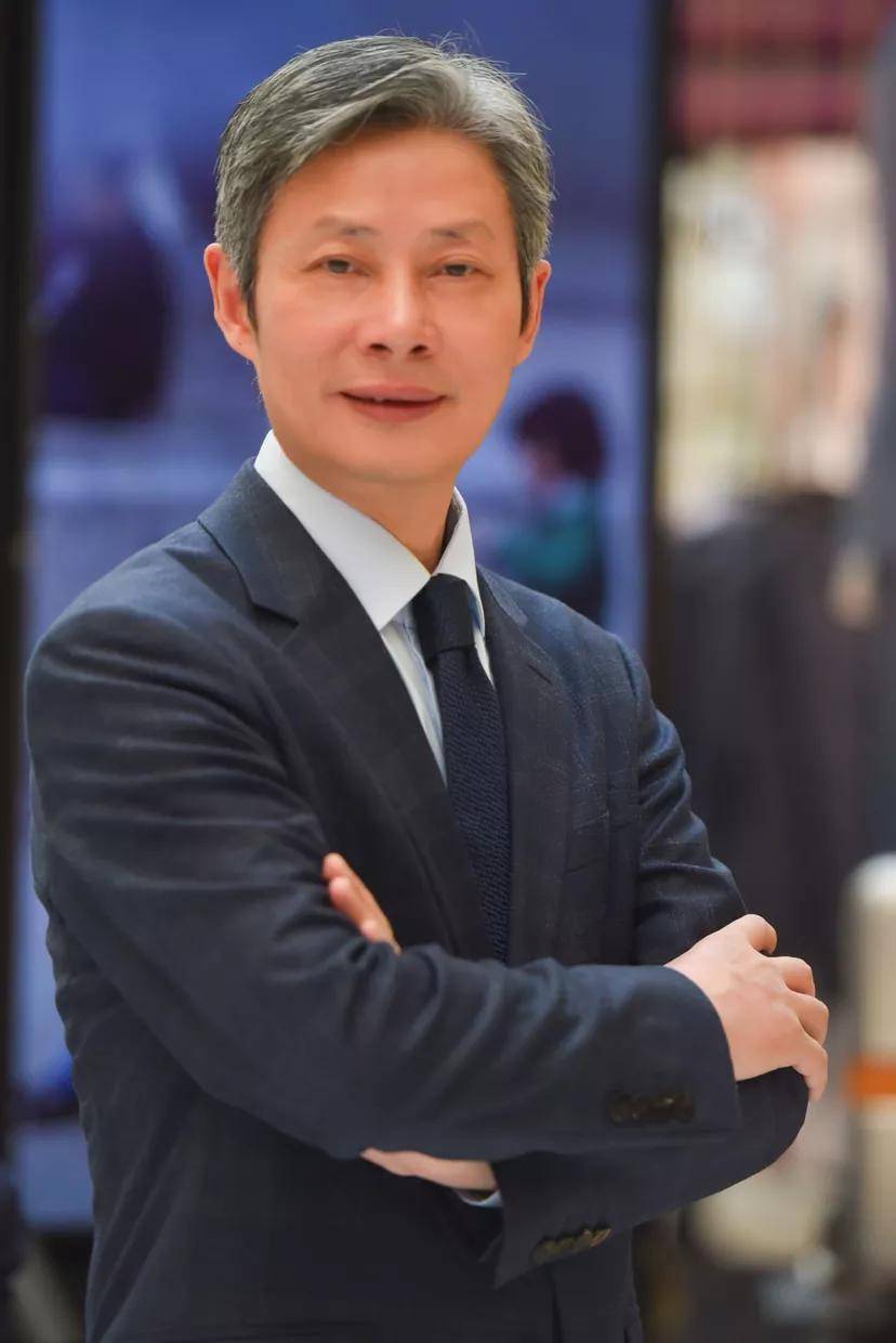 主讲嘉宾:李秋明爱尔眼科集团上海特区ceo上海爱尔眼科医院ceo上海市