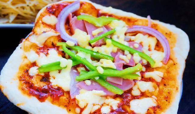 柿子椒|晒晒我家的早餐，早起半小时，用心搭配营养足，比早餐店还丰富