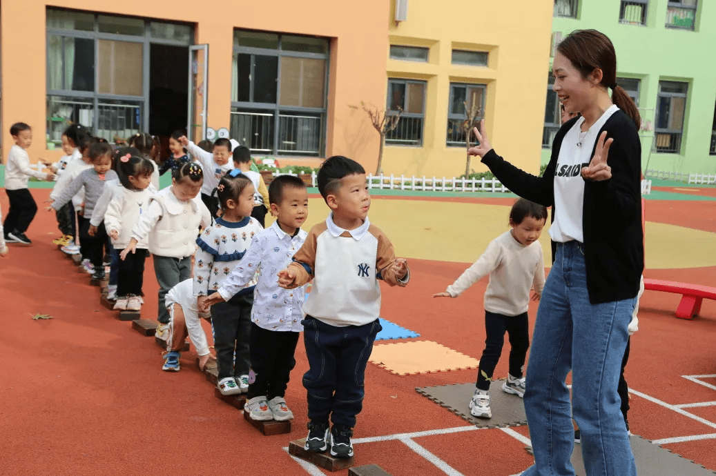 活动|云端相约留心之处皆学问——青岛事城阳街道中心幼儿园线上家长开放日